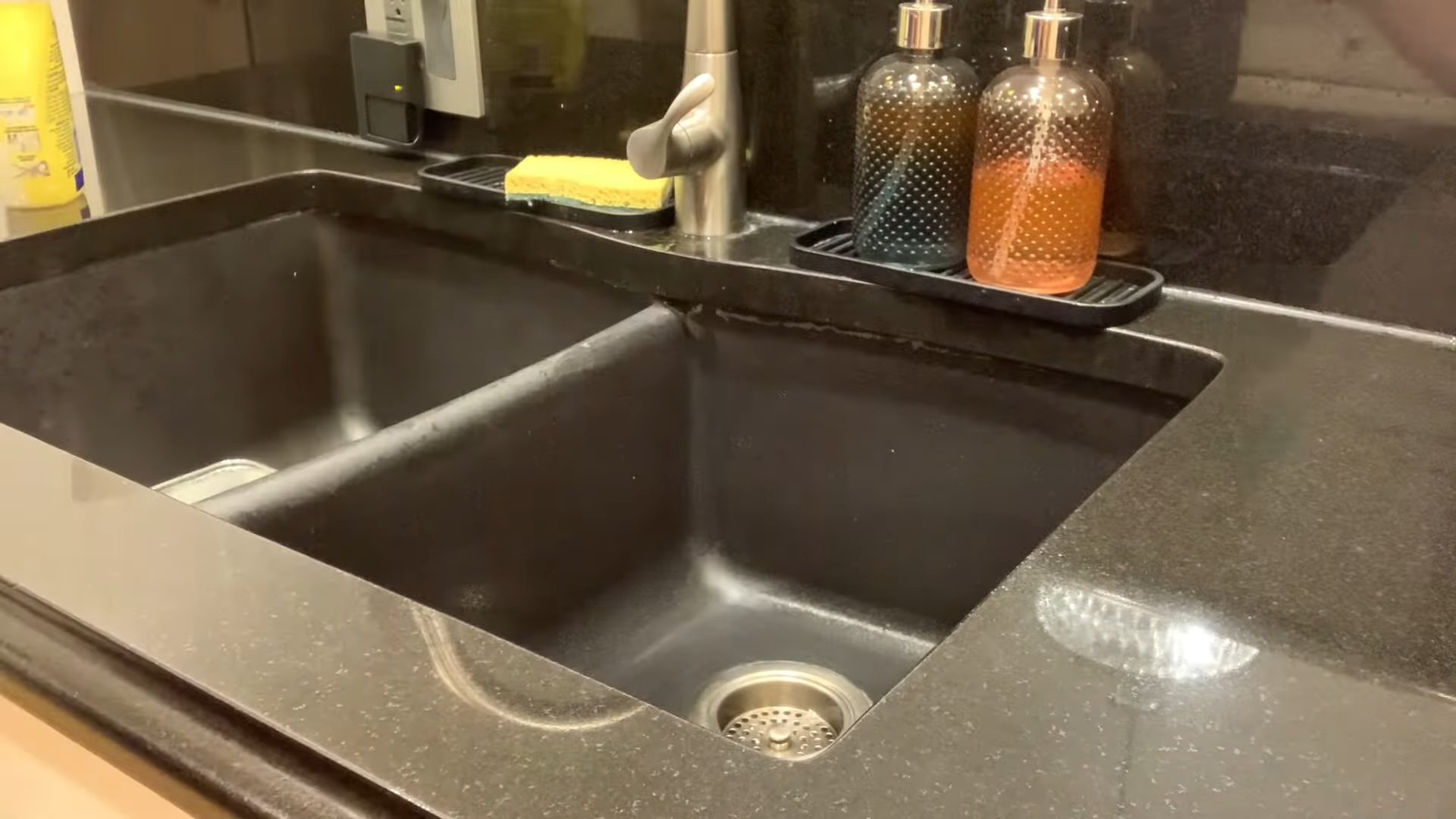 Vinegar All Purpose Cleaner DIY
