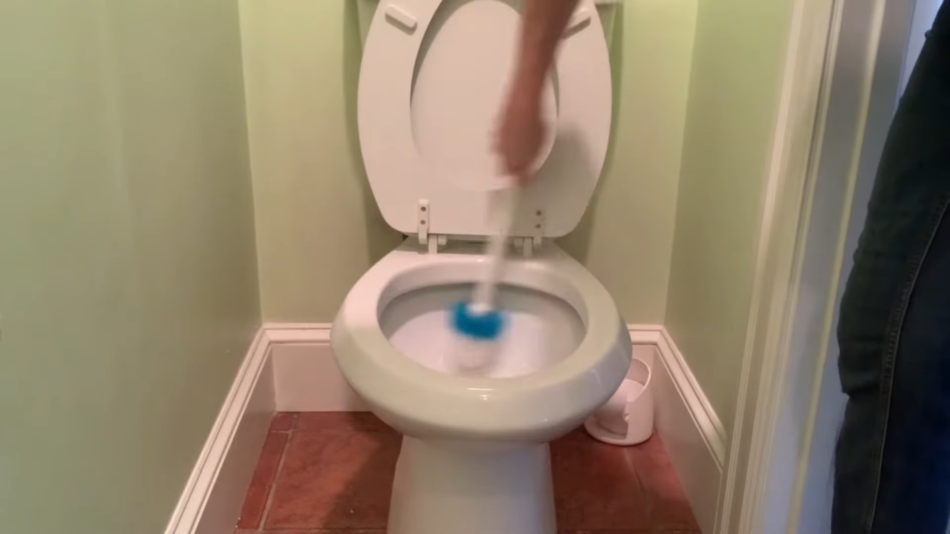 DIY Cleaning Products at Home